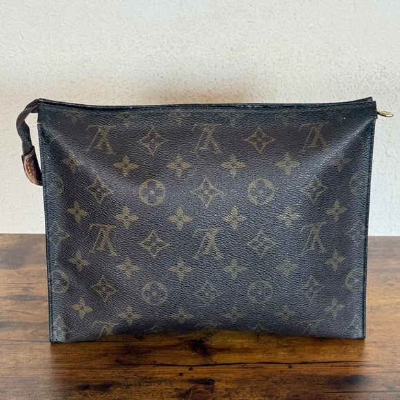 Louis Vuitton Toiletry 26 Pouch - Picture 1 of 8